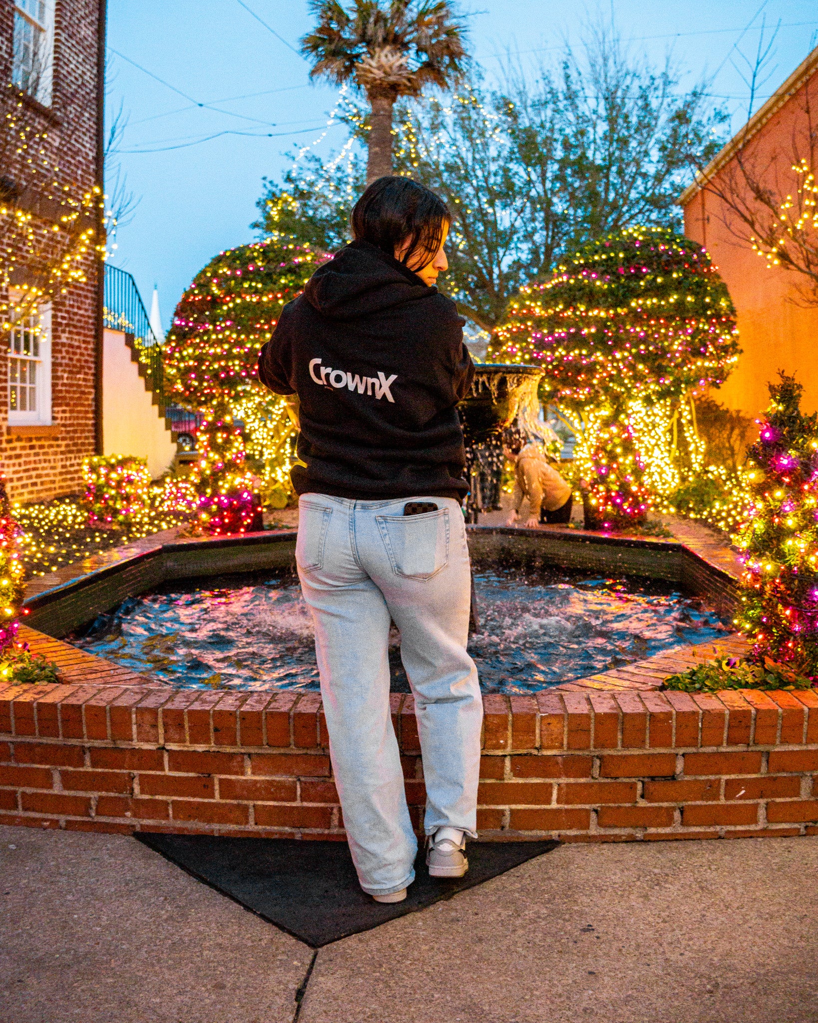 CROWNX HOODIE